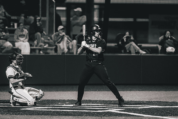 UWS BSB vs RWU-1-158