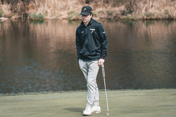 UWS GOLF vs CSS-1-233