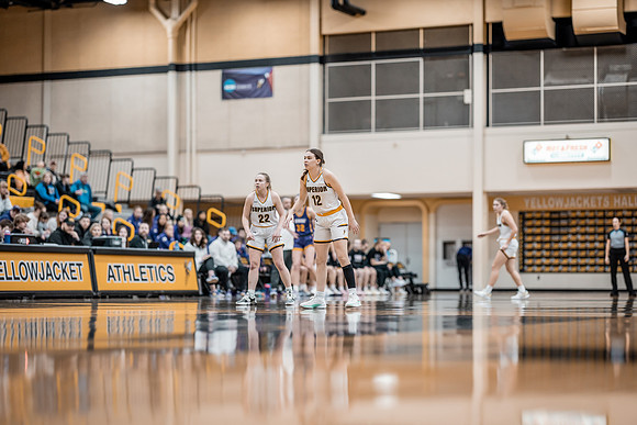UWS WBB vs UNW-1-57