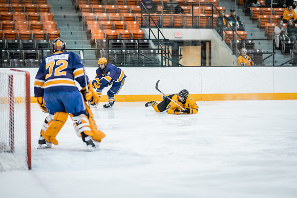 mhok vs uwsp-1-22