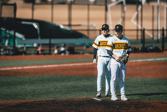 UWS BSB vs CAR DH-1-143