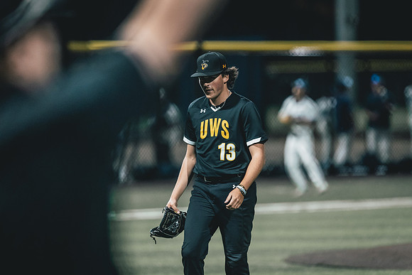 UWS BSB vs RWU-1-179
