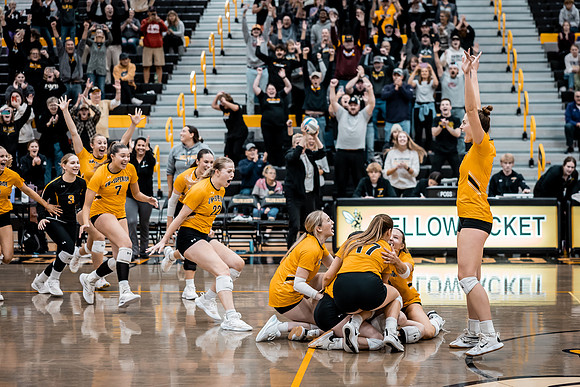 UWS VB vs. UNW Edit -1-199