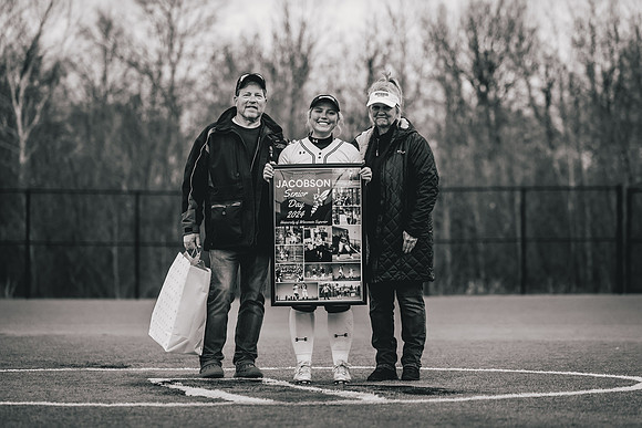 20240423_SoftballvsMartinLuther_Edits_Harry_-231