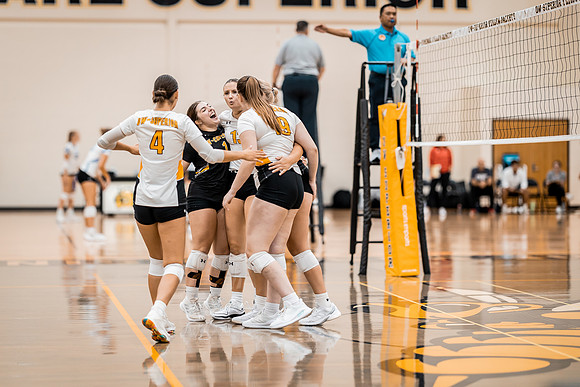 UWS VB vs. CSS-1-71