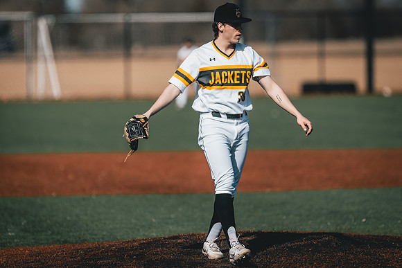 UWS BSB vs CAR DH-1-185