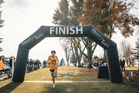 UWS XC CHAMP-1-232