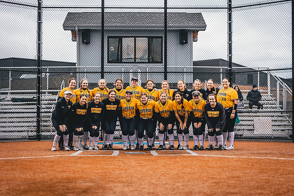 20240423_SoftballvsMartinLuther_Edits_Harry_-238