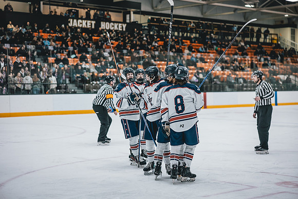 Hibbing vs Superior Hockey -1-84