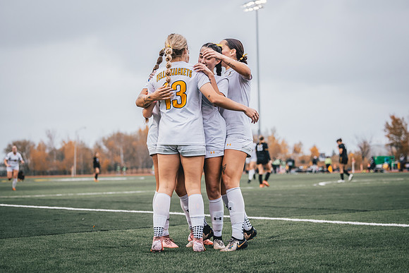 20241012_UWSWSOC-65