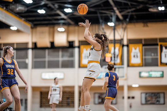 UWS WBB vs UNW-1-55