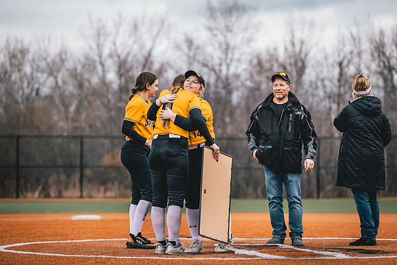 20240423_SoftballvsMartinLuther_Edits_Harry_-229