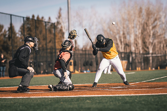 UWS vs MLC DH-1-85