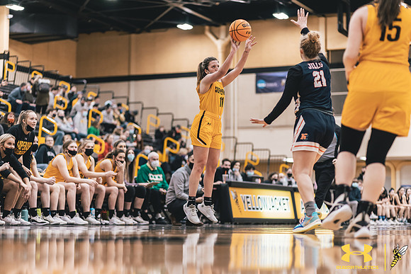 2022.01.29 UWS WBB vs. Northland WM55