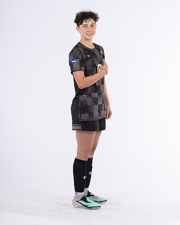 6 Beth Schneider Black 5