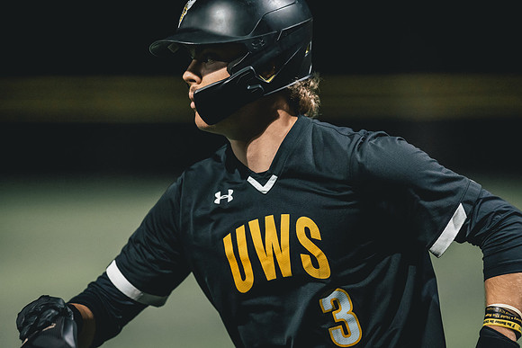 UWS BSB vs RWU-1-153
