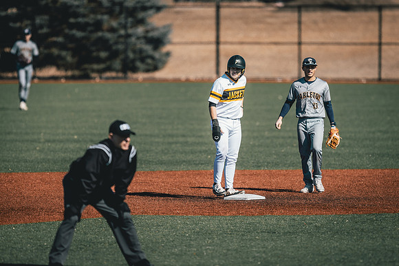 UWS BSB vs CAR DH-1-118