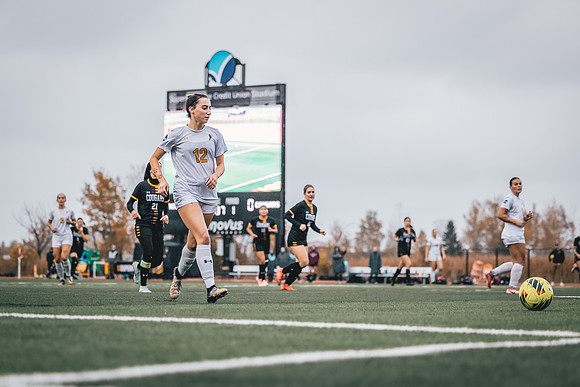 20241012_UWSWSOC-33