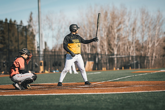 UWS vs MLC DH-1-87