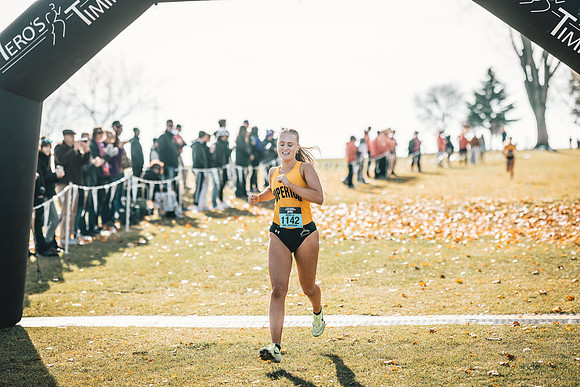 UWS XC CHAMP-1-258