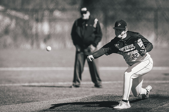 UWS vs MLC DH-1-227