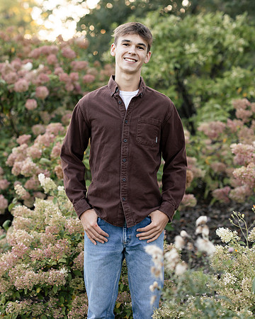 Oscar Senior Shoot-1-202