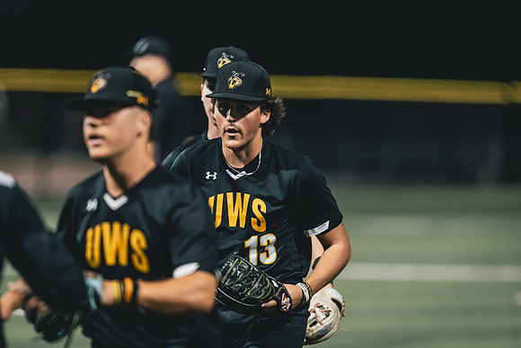 UWS BSB vs RWU-1-136