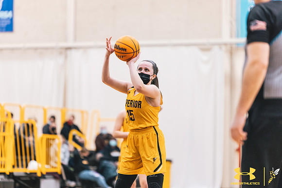 2022.01.14 UWS WBB vs. Crown WM73