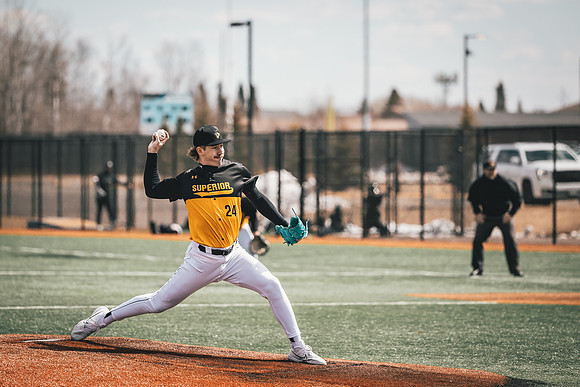 UWS BSB vs Crown D2 DH-1-3