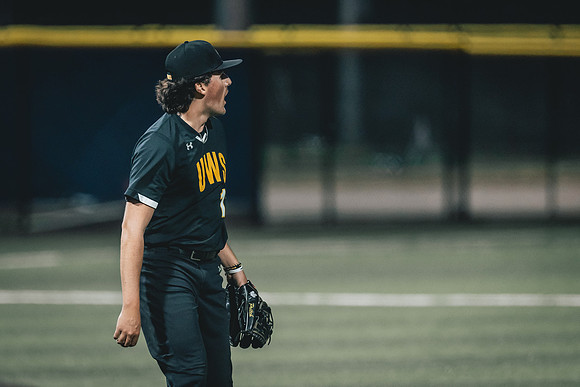 UWS BSB vs RWU-1-132