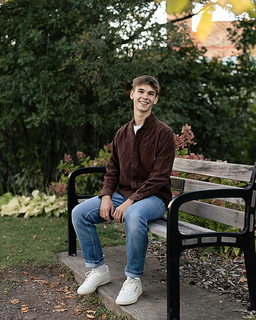 Oscar Senior Shoot-1-193