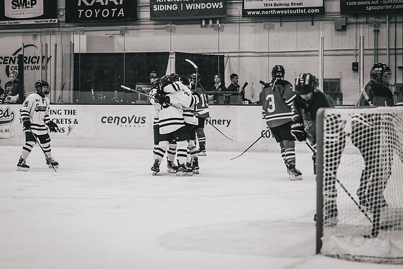 UWS WHOK vs UWRF Edits - Callie -1-28