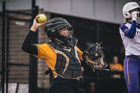 20240423_SoftballvsMartinLuther_Edits_Harry_-133