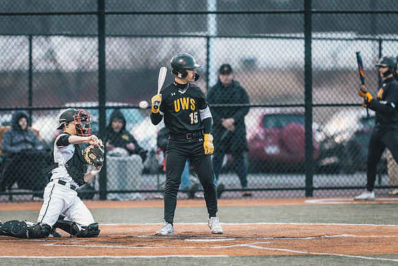 UWS vs MLC DH-1-102