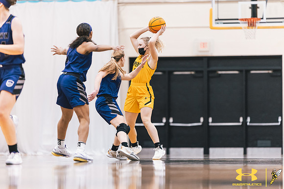 2022.01.14 UWS WBB vs. Crown WM41