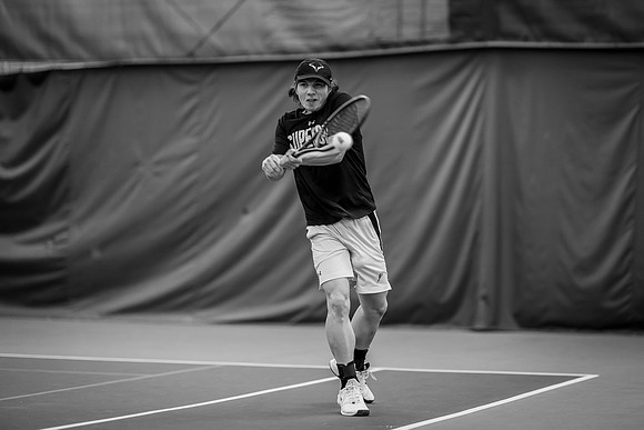 Tennis STO -1-213