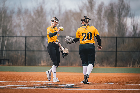 20240423_SoftballvsMartinLuther_Edits_Harry_-197