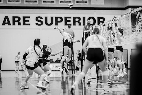 UWS VB vs. CSS-1-61