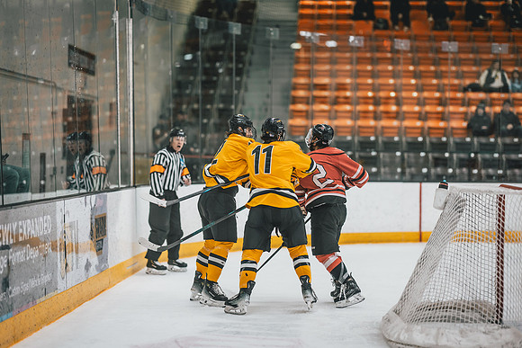 UWS MHOK vs UWRF 0301-1-35