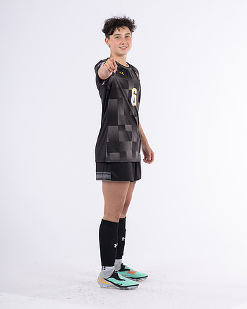 6 Beth Schneider Black 6