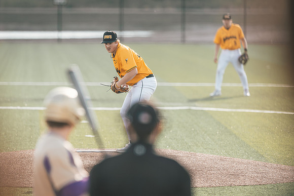 UWS BSB vs Loras-1-190