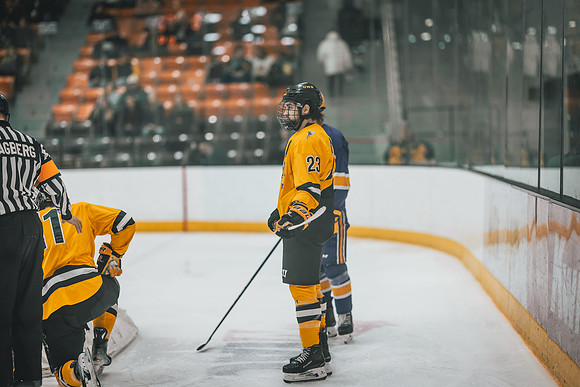 mhok vs uwsp-1-76