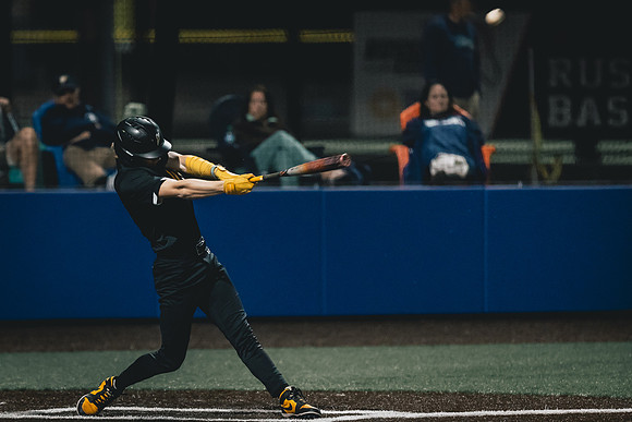 UWS BSB vs RWU-1-142