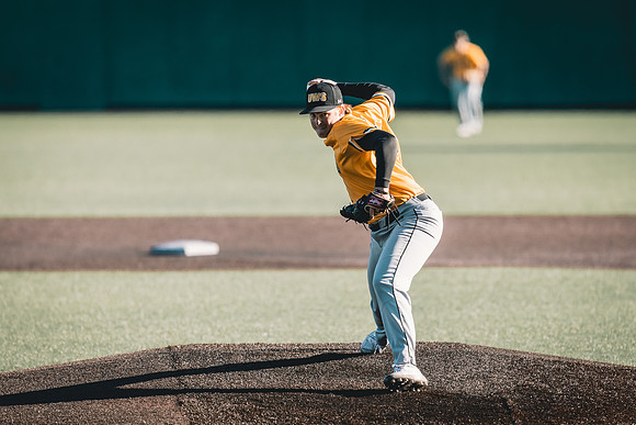 UWS BSB vs CSS-1-123