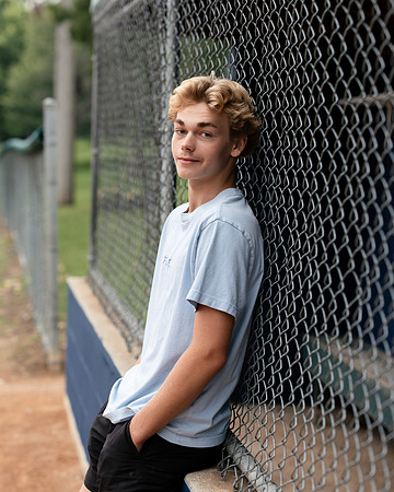 Gavin Senior Shoot 2-1-156