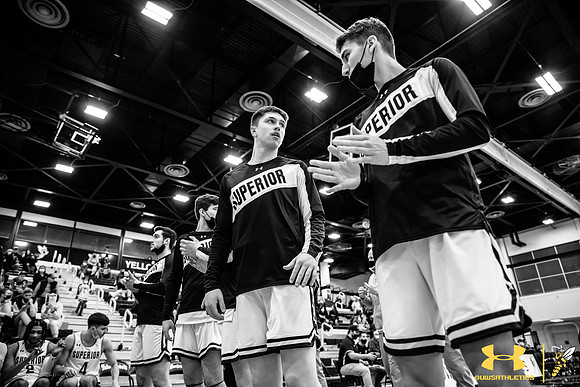 2022.01.29 UWS MBB vs. Northland WM42