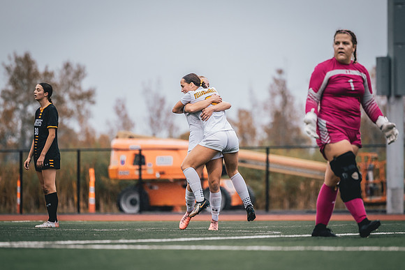 20241012_UWSWSOC-70