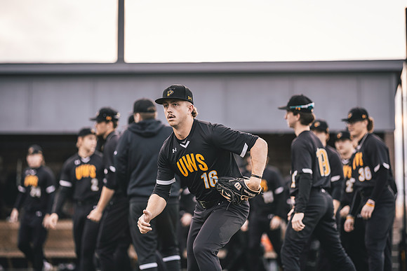 UWS vs MLC DH-1-45