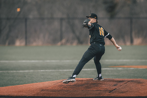UWS vs MLC DH-1-54