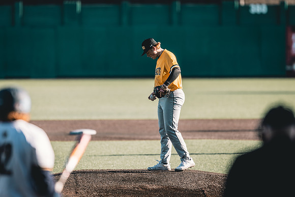 UWS BSB vs CSS-1-117